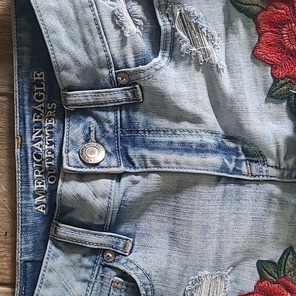 AE HI Rise Shortie Shorts - Picture 4 of 6